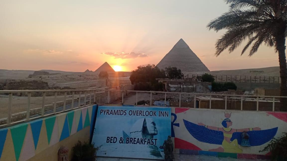 Pyramids Overlook Inn Kafret el-Gabal Екстериор снимка