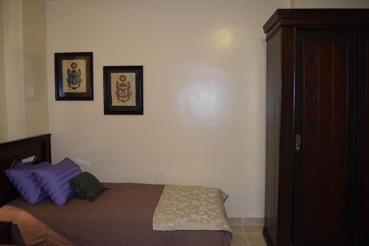 Pyramids Overlook Inn Kafret el-Gabal Екстериор снимка