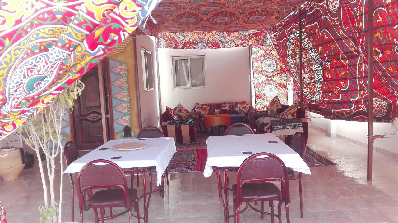 Pyramids Overlook Inn Kafret el-Gabal Екстериор снимка