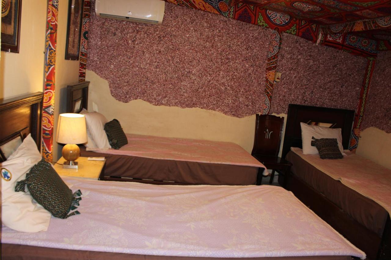 Pyramids Overlook Inn Kafret el-Gabal Екстериор снимка
